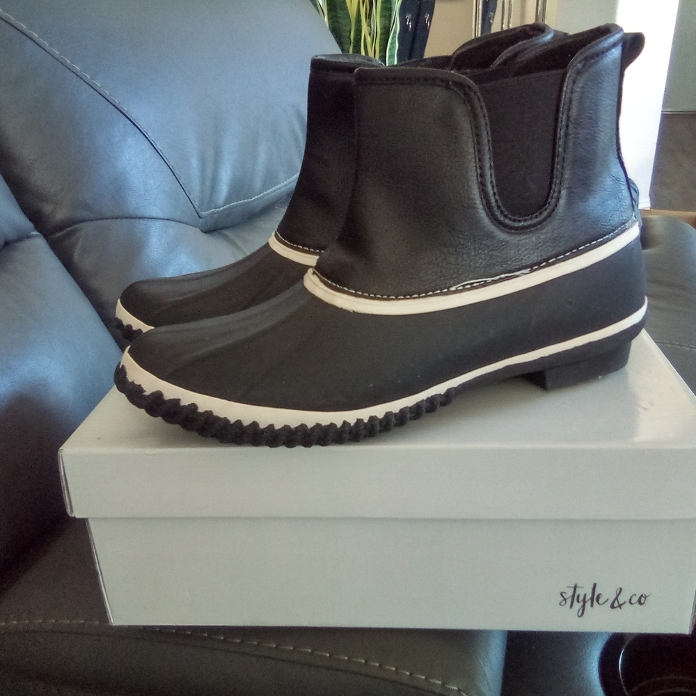 Weatherproof Boots